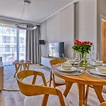 Luxury B201 Z Basenem, Sauna, Jacuzzi, Przy Samej Plazy - 5d *