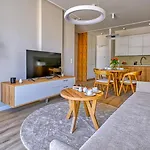 Luxury B201 Z Basenem, Sauna, Jacuzzi, Przy Samej Plazy - 5d Niechorze